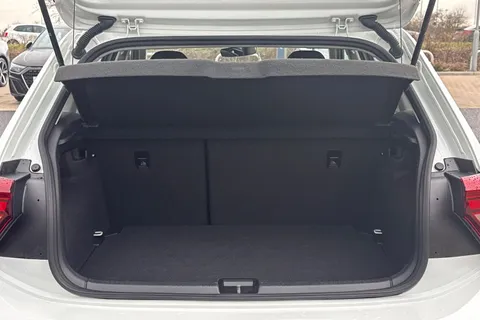 7 of 42 for VOLKSWAGEN POLO 1.0 TSI Life 5dr DSG