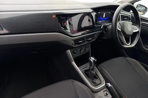 15 of 42 for VOLKSWAGEN POLO 1.0 TSI Life 5dr DSG