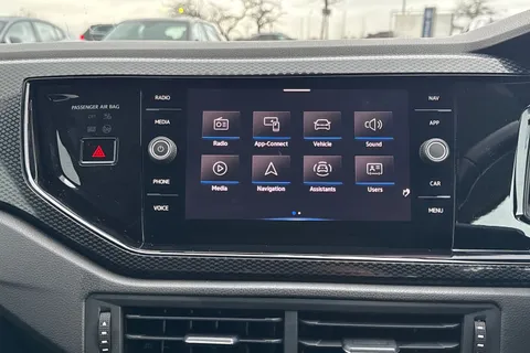 17 of 42 for VOLKSWAGEN POLO 1.0 TSI Life 5dr DSG