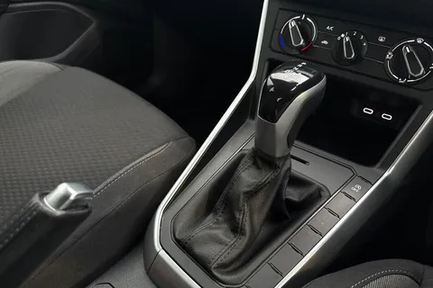 33 of 42 for VOLKSWAGEN POLO 1.0 TSI Life 5dr DSG