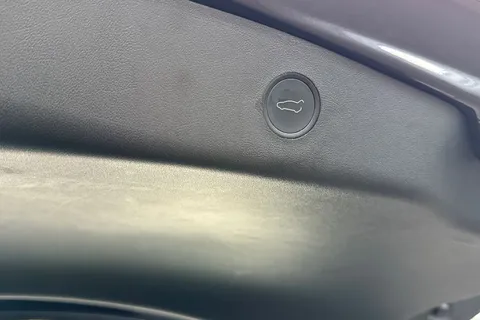 AK70VWA Tesla Model 3 (Dual Motor) Long Range Auto 4WDE 4dr Thumbnail #38