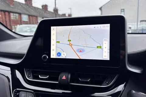 FE72UBV Toyota C-Hr 1.8 VVT-h GR SPORT CVT Euro 6 (s/s) 5dr Thumbnail #13