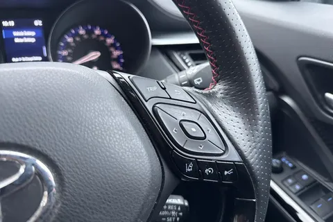 FE72UBV Toyota C-Hr 1.8 VVT-h GR SPORT CVT Euro 6 (s/s) 5dr Thumbnail #30