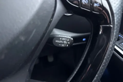 FE72UBV Toyota C-Hr 1.8 VVT-h GR SPORT CVT Euro 6 (s/s) 5dr Thumbnail #39