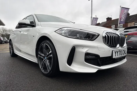 YY70CHL BMW 1 Series 1.5 118i M Sport Euro 6 (s/s) 5dr Thumbnail #26