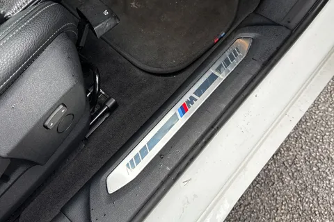 YY70CHL BMW 1 Series 1.5 118i M Sport Euro 6 (s/s) 5dr Thumbnail #28