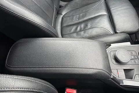 YY70CHL BMW 1 Series 1.5 118i M Sport Euro 6 (s/s) 5dr Thumbnail #41