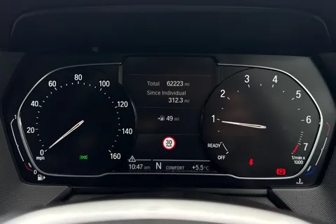 YY70CHL BMW 1 Series 1.5 118i M Sport Euro 6 (s/s) 5dr Thumbnail #45