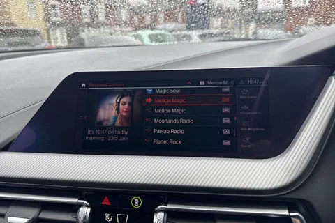 YY70CHL BMW 1 Series 1.5 118i M Sport Euro 6 (s/s) 5dr Thumbnail #47