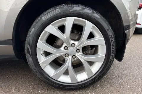 DM21HMG Land Rover Range Rover Evoque 2.0 D165 MHEV SE Auto 4WD Euro 6 (s/s) 5dr Thumbnail #11