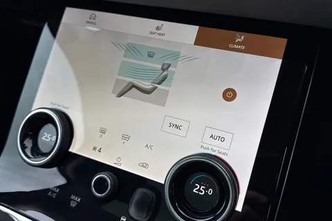 22 of 60 for Land Rover Range Rover Evoque 2.0 D165 MHEV SE Auto 4WD Euro 6 (s/s) 5dr