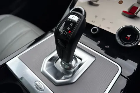 23 of 60 for Land Rover Range Rover Evoque 2.0 D165 MHEV SE Auto 4WD Euro 6 (s/s) 5dr