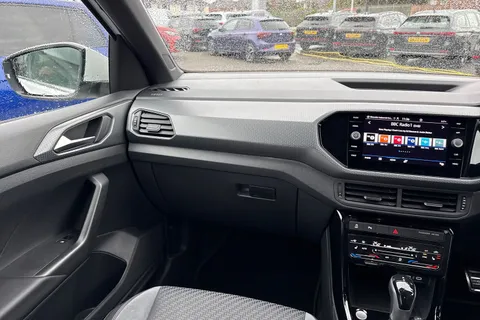 DF72HFZ Volkswagen T-Cross 1.0 TSI 110 R-Line 5dr DSG ⭐Winter Pack, Rear Camera, Keyless Entry⭐ Thumbnail #16