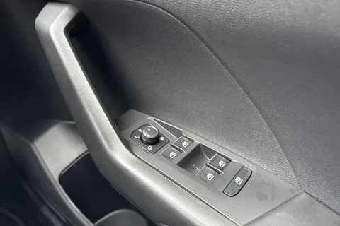 DF72HFZ Volkswagen T-Cross 1.0 TSI 110 R-Line 5dr DSG ⭐Winter Pack, Rear Camera, Keyless Entry⭐ Thumbnail #19