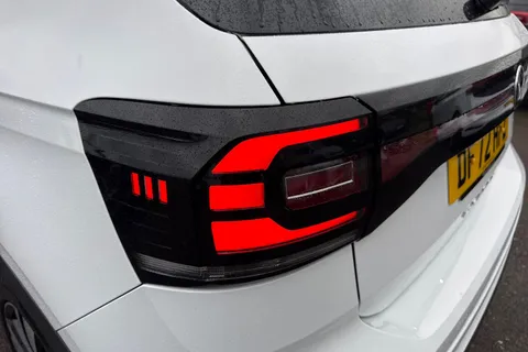 DF72HFZ Volkswagen T-Cross 1.0 TSI 110 R-Line 5dr DSG ⭐Winter Pack, Rear Camera, Keyless Entry⭐ Thumbnail #26