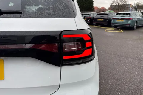 DF72HFZ Volkswagen T-Cross 1.0 TSI 110 R-Line 5dr DSG ⭐Winter Pack, Rear Camera, Keyless Entry⭐ Thumbnail #27