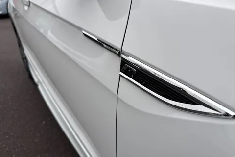 DF72HFZ Volkswagen T-Cross 1.0 TSI 110 R-Line 5dr DSG ⭐Winter Pack, Rear Camera, Keyless Entry⭐ Thumbnail #31