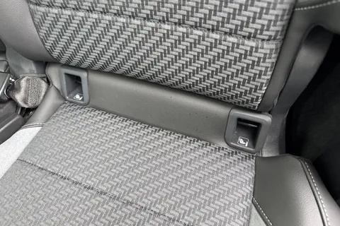 DF72HFZ Volkswagen T-Cross 1.0 TSI 110 R-Line 5dr DSG ⭐Winter Pack, Rear Camera, Keyless Entry⭐ Thumbnail #37