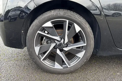 MM22WWG PEUGEOT 308 1.2 PureTech Allure Premium EAT Euro 6 (s/s) 5dr Thumbnail #11