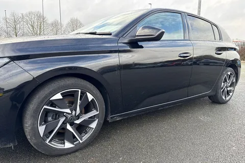 MM22WWG PEUGEOT 308 1.2 PureTech Allure Premium EAT Euro 6 (s/s) 5dr Thumbnail #28