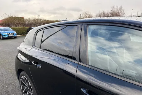 MM22WWG PEUGEOT 308 1.2 PureTech Allure Premium EAT Euro 6 (s/s) 5dr Thumbnail #35