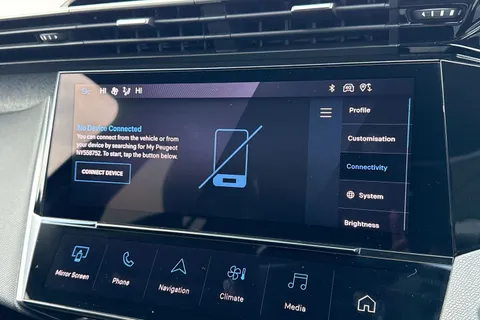 MM22WWG PEUGEOT 308 1.2 PureTech Allure Premium EAT Euro 6 (s/s) 5dr Thumbnail #45