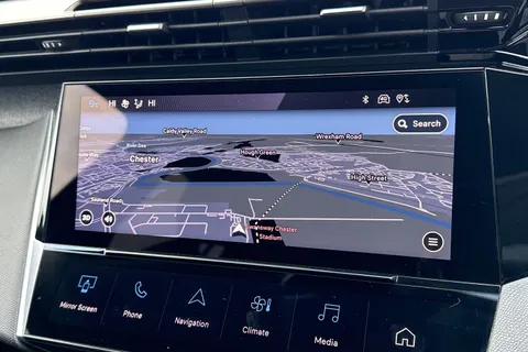 MM22WWG PEUGEOT 308 1.2 PureTech Allure Premium EAT Euro 6 (s/s) 5dr Thumbnail #47