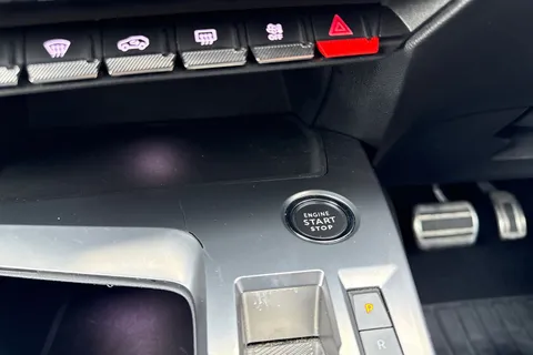 MM22WWG PEUGEOT 308 1.2 PureTech Allure Premium EAT Euro 6 (s/s) 5dr Thumbnail #55