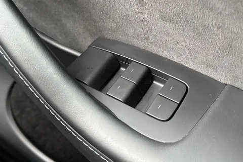 AF72TZA Tesla Model Y (Dual Motor) Long Range Auto 4WDE 5dr Thumbnail #41