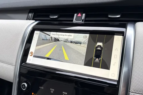 13 of 51 for Land Rover Discovery Sport 1.5 P300e 12.2kWh Urban Edition SUV 5dr Petrol Plug-in Hybrid Auto 4WD Euro 6 (s/s) (309 ps)