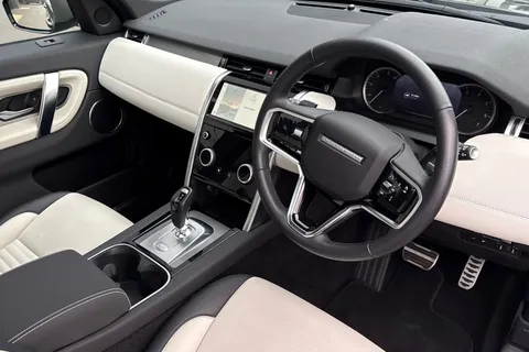 33 of 51 for Land Rover Discovery Sport 1.5 P300e 12.2kWh Urban Edition SUV 5dr Petrol Plug-in Hybrid Auto 4WD Euro 6 (s/s) (309 ps)