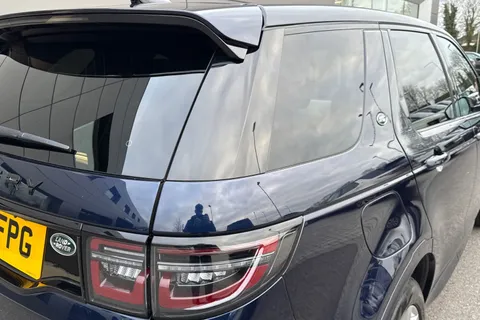 35 of 51 for Land Rover Discovery Sport 1.5 P300e 12.2kWh Urban Edition SUV 5dr Petrol Plug-in Hybrid Auto 4WD Euro 6 (s/s) (309 ps)