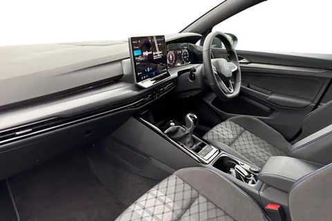 DC25UTX Volkswagen Golf 1.5 TSI 150 R-Line 5dr | Adaptive Cruise Control | Sat Nav Thumbnail #16