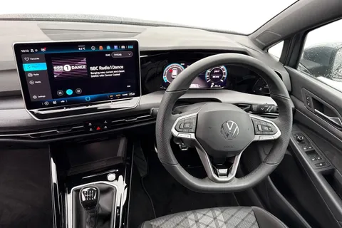 DC25UTX Volkswagen Golf 1.5 TSI 150 R-Line 5dr | Adaptive Cruise Control | Sat Nav Thumbnail #19