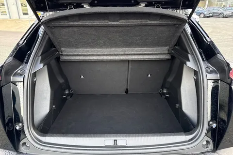 KM25WPW PEUGEOT 2008 1.2 HYBRID GT e-DSC6 Euro 6 (s/s) 5dr Thumbnail #7