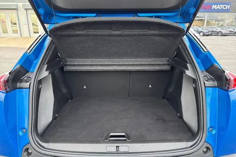 FP71NXT PEUGEOT e-2008 50kWh GT Auto 5dr Thumbnail #7