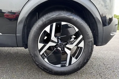 KM25WPW PEUGEOT 2008 1.2 HYBRID GT e-DSC6 Euro 6 (s/s) 5dr Thumbnail #13