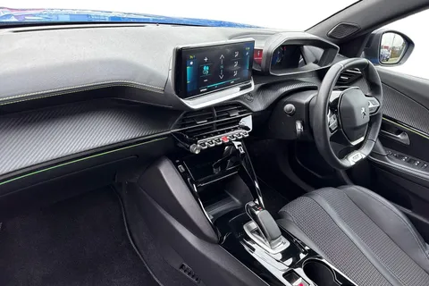 FP71NXT PEUGEOT e-2008 50kWh GT Auto 5dr Thumbnail #15