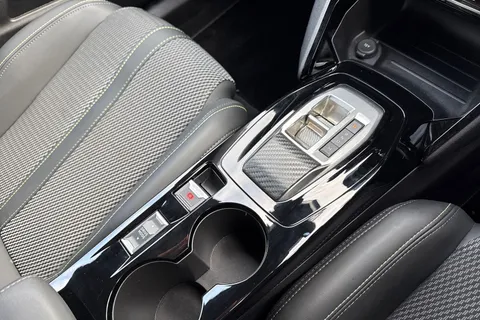 KM25WPW PEUGEOT 2008 1.2 HYBRID GT e-DSC6 Euro 6 (s/s) 5dr Thumbnail #23