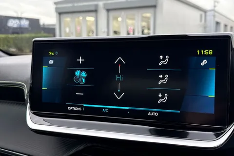 FP71NXT PEUGEOT e-2008 50kWh GT Auto 5dr Thumbnail #22