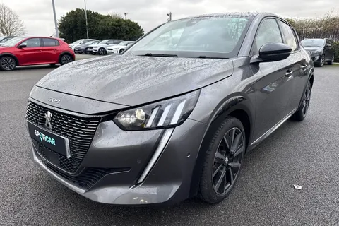 DE22LUR PEUGEOT 208 1.2 PureTech 100 GT Premium 5dr Thumbnail #28