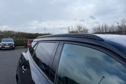 KM25WPW PEUGEOT 2008 1.2 HYBRID GT e-DSC6 Euro 6 (s/s) 5dr Thumbnail #29