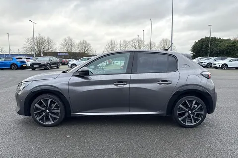 DE22LUR PEUGEOT 208 1.2 PureTech 100 GT Premium 5dr Thumbnail #31