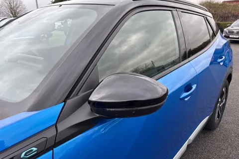 FP71NXT PEUGEOT e-2008 50kWh GT Auto 5dr Thumbnail #30
