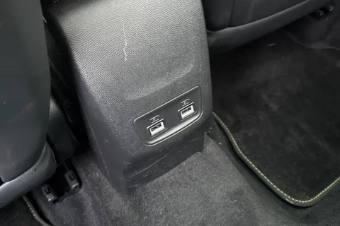 DE22LUR PEUGEOT 208 1.2 PureTech 100 GT Premium 5dr Thumbnail #37