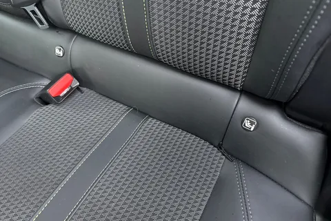 FP71NXT PEUGEOT e-2008 50kWh GT Auto 5dr Thumbnail #37