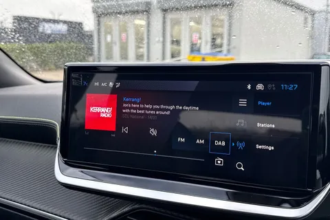 KM25WPW PEUGEOT 2008 1.2 HYBRID GT e-DSC6 Euro 6 (s/s) 5dr Thumbnail #44