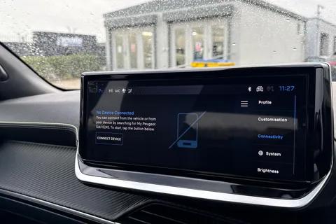 KM25WPW PEUGEOT 2008 1.2 HYBRID GT e-DSC6 Euro 6 (s/s) 5dr Thumbnail #46