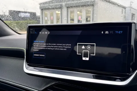 KM25WPW PEUGEOT 2008 1.2 HYBRID GT e-DSC6 Euro 6 (s/s) 5dr Thumbnail #47