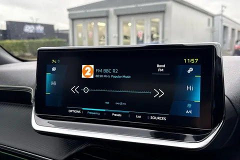 FP71NXT PEUGEOT e-2008 50kWh GT Auto 5dr Thumbnail #47